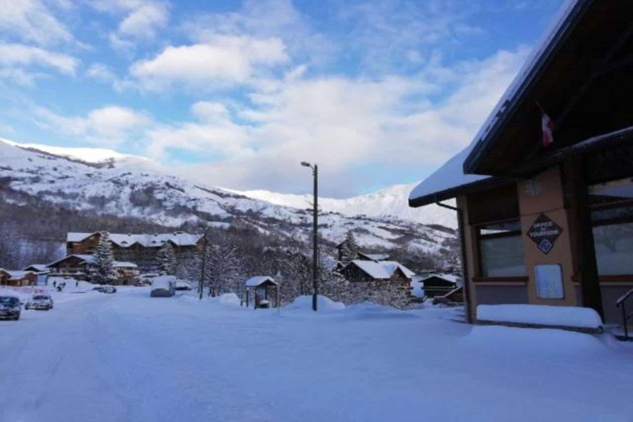 Olydea Les Bottieres - Saint-Pancrace Aparthotel ภายนอก รูปภาพ